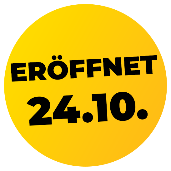 Bildankündigung für die Eröffnung am 24. Oktober, mit auffälligem gelben Hintergrund und fetter Schrift.