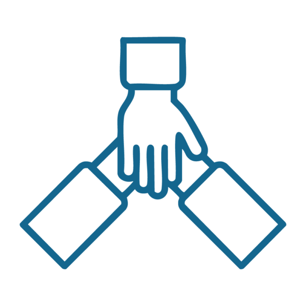 Drei Hände, die symbolisch zusammenarbeiten, stehen für Teamarbeit und Zusammenarbeit in Projekten.